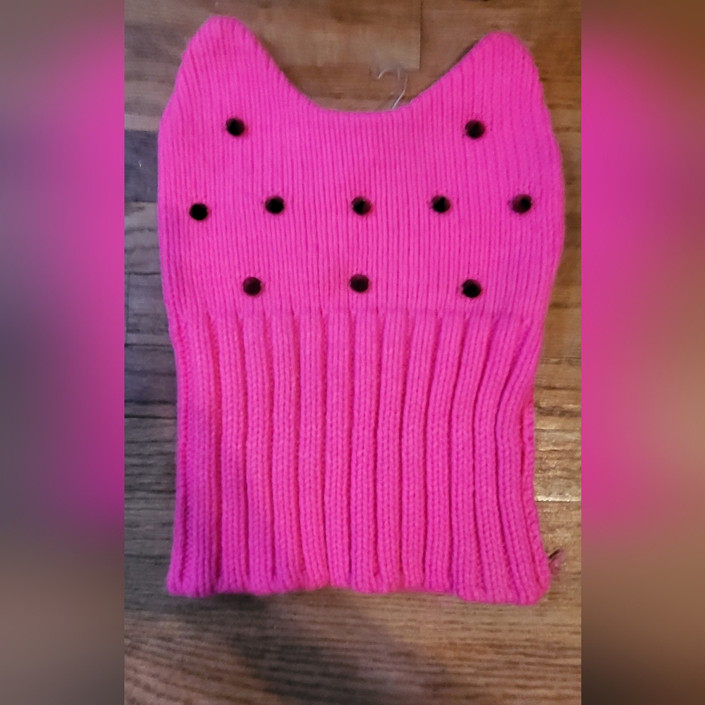 NWT Beanie With Spikes